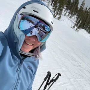 Meet your Posher, Jennifer